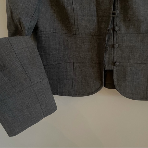 Theory cropped blazer with buttons - Picture 4 of 6